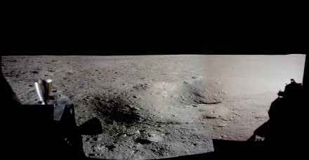 Panorama Ramybės jūroje. Šaltinis: Neil Armstrong, „Apollo 11“, NASA