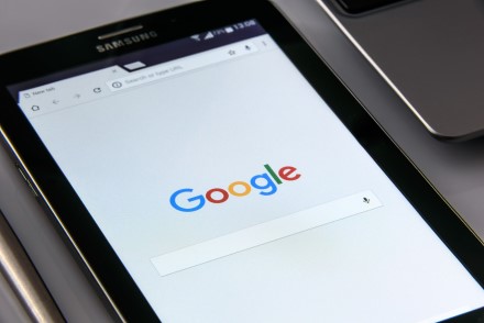 „Google“ milijardai sutrumpintų URL adresų nustos veikti 2025 m.