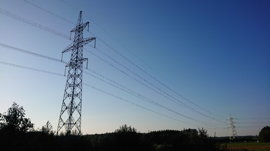 Siūlomus 24 mėnesiams fiksuotus elektros energijos planus atpigino visi tiekėjai