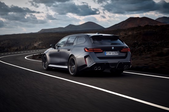 „BMW M5 Touring“ – daugiau vietos ir erdvės kasdienėms kelionėms