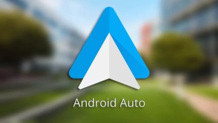 Automobiliams skirtoje „Android Auto“ platformoje atnaujinama „Google Maps“ programėlė