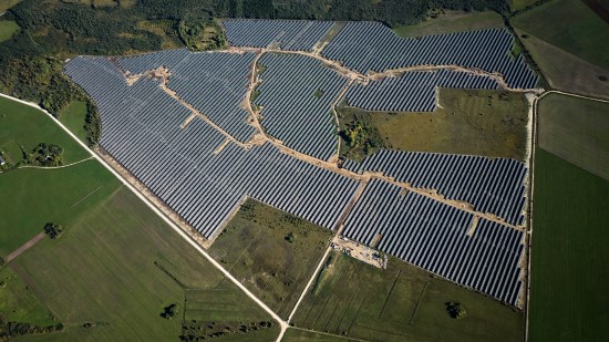 Veiklą pradėjo didžiausias Baltijos šalyse saulės energijos parkas