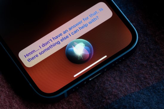 Labas, „Siri“, pasitark su „ChatGPT“: „Apple“ balso asistentui pribrendo laikas pokyčiams