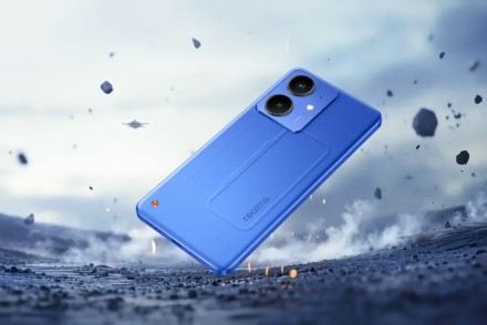 „Realme“ oficialiai pristatė naująjį „Neo 7 SE“ modelį su didelės talpos akumuliatoriumi