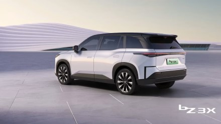 Japonijos automobilių milžinė pristatė naują elektromobilį, kuris jau pirmą dieną sulaukė rekordinio populiarumo